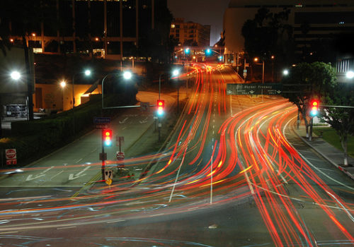 https://www.sns.services/wp-content/uploads/2017/12/22-LA-traffic-lights-blurred-500x350.jpg